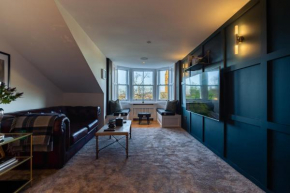 Loft on the Crescent - 5 Star Scottish Luxury - Prime West End Location
